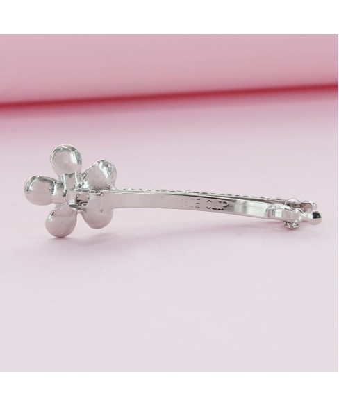 Crystal-Embellished Flower Barrette (Clip France)