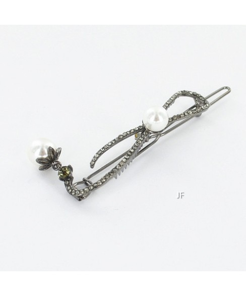 Hairpins White