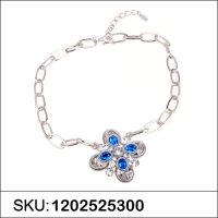 Sparkling Crystal Pendant Necklace