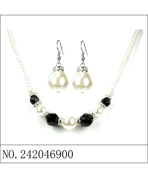 Necklace& Earr Set White